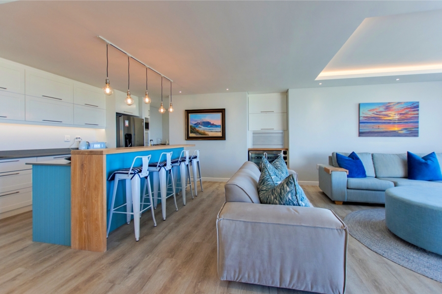 5 Bedroom Property for Sale in Calypso Beach Western Cape